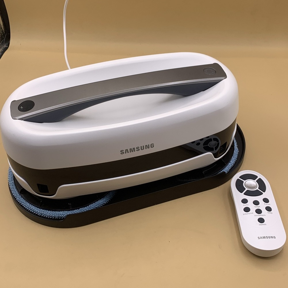 Samsung Jetbot Mop VR20T6001MW Hard Floor Cleaning Robot w/ Remote - TESTED